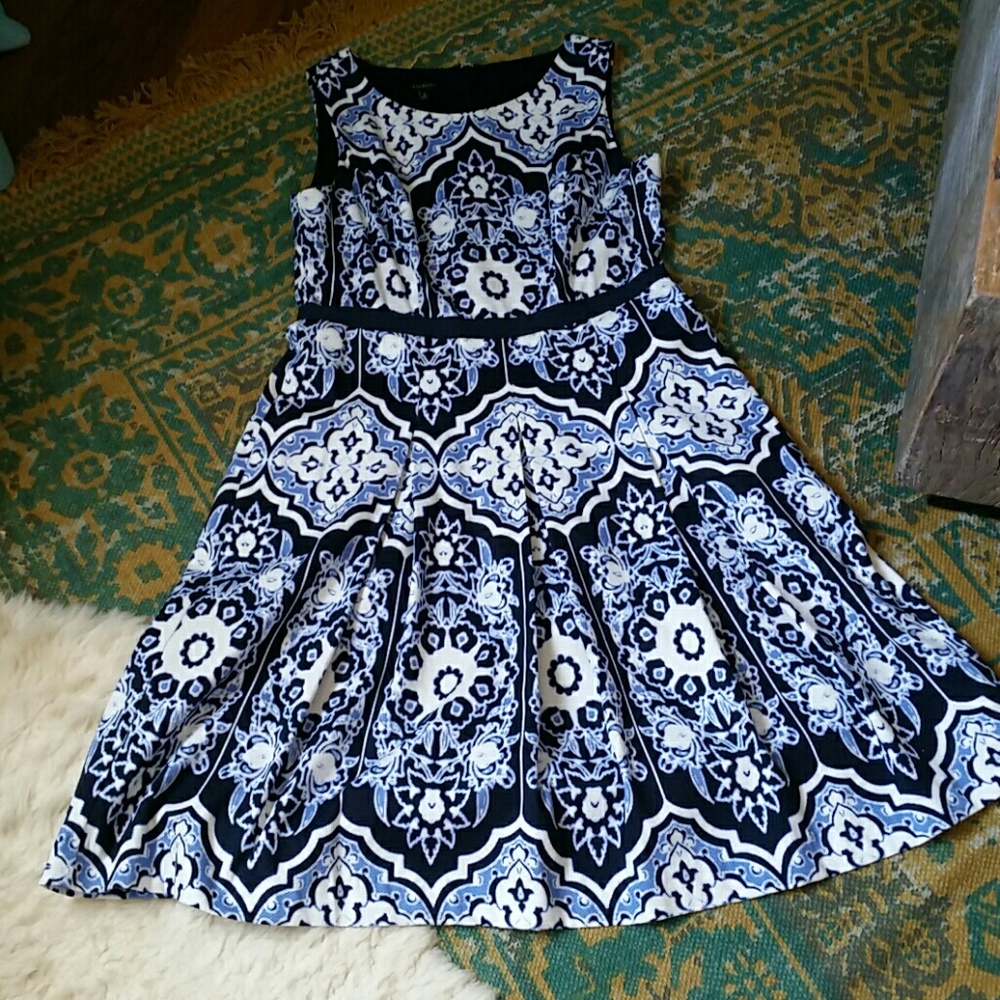 Fit and flare summer dress