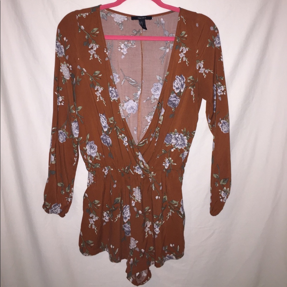 Flowered romper