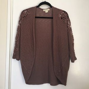 urban outfitters lace sleeves cardigan