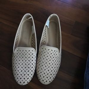 Old navy flats