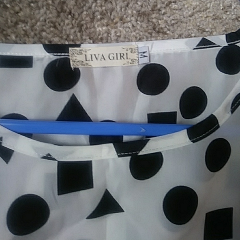 Top - Picture 2 of 3