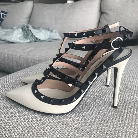 Valentino Garavani Shoes - Valentino rock stud leather color block pumps