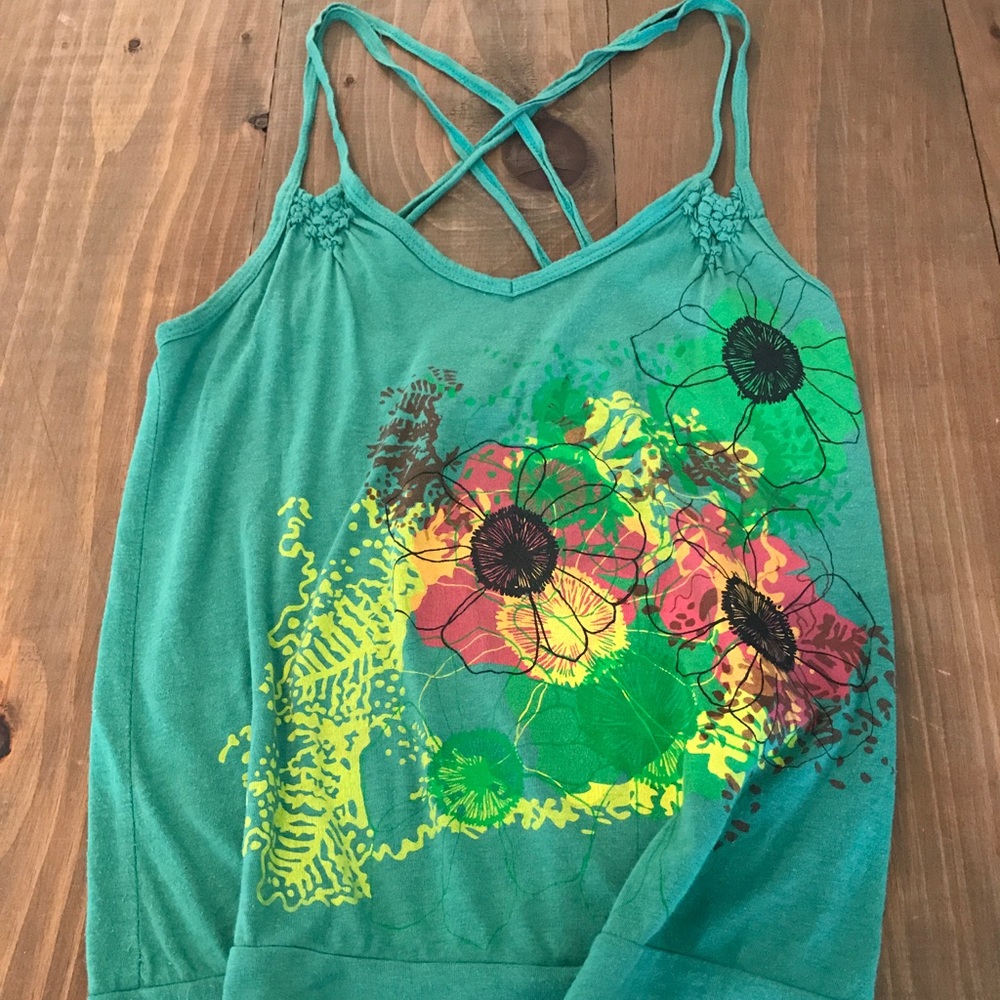 Lux green strappy top w flowers