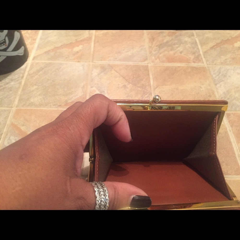 Brown Leather Coach Wallet - Picture 6 of 6