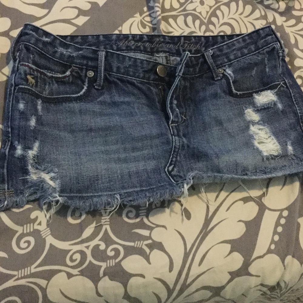 A&F denim mini skirt