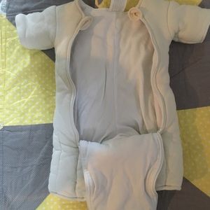 EUC Small Magic Suit