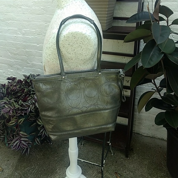 AUTHENTIC Coach E1093-F15142 - Picture 4 of 6