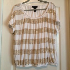 💥INC. White w/Gold Rhinestone shirt. EUC.