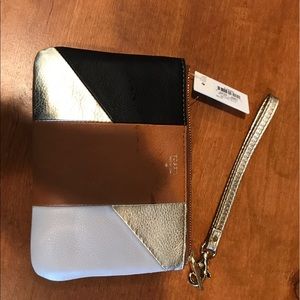 Fossil Wristlet