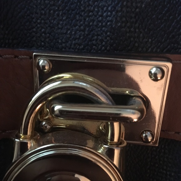 Michael Kors Signature Hamilton Satchel Large - Picture 7 of 8