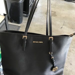 Michael Kors multifunctional travel tote