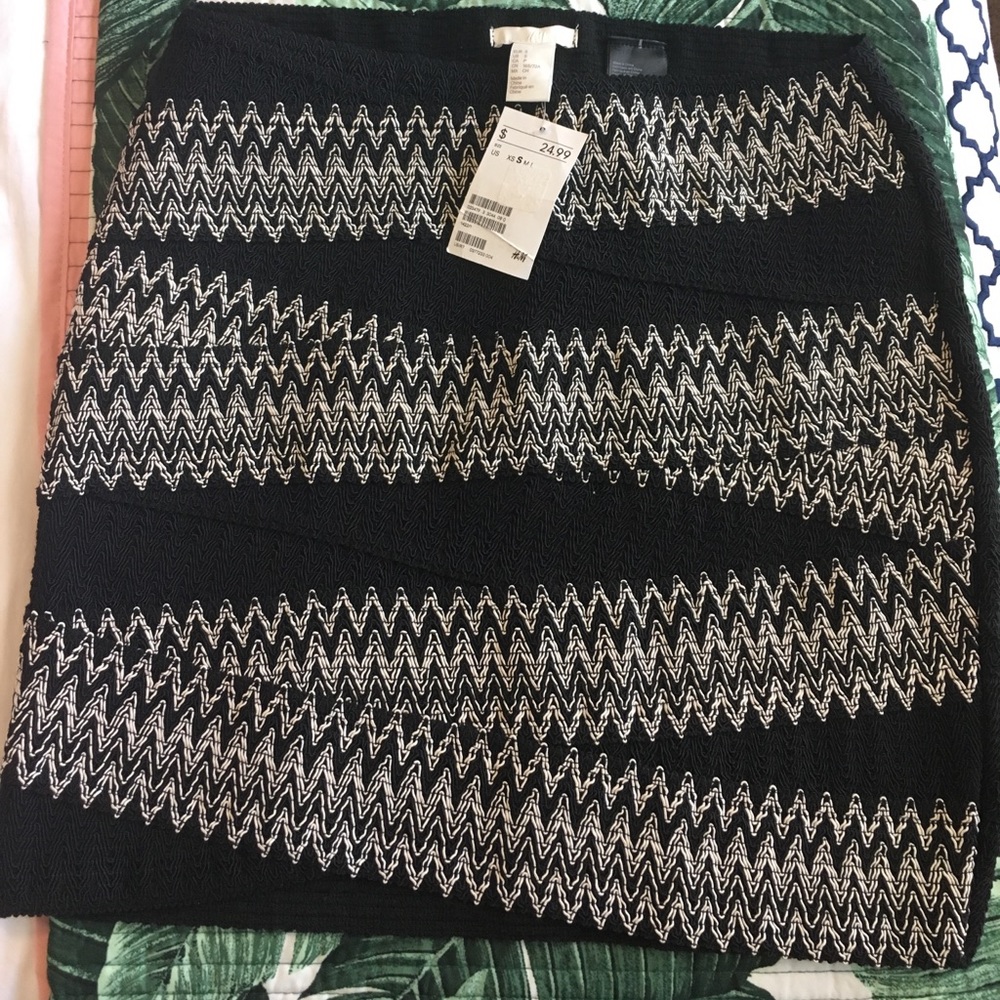 NWT H&M Bandage skirt