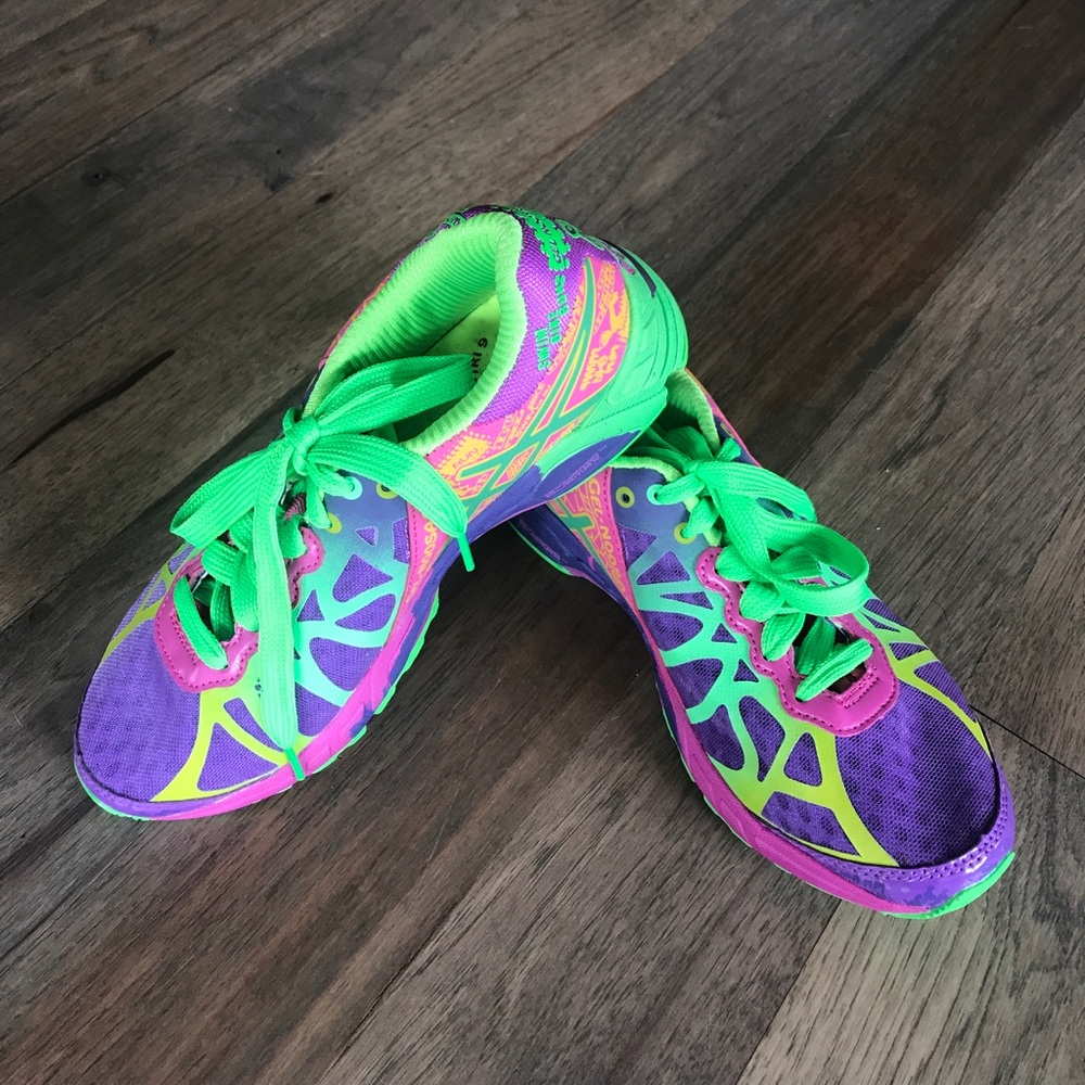 BRAND NEW Asics Gel Noosa Tri Triathlon shoes 7.5