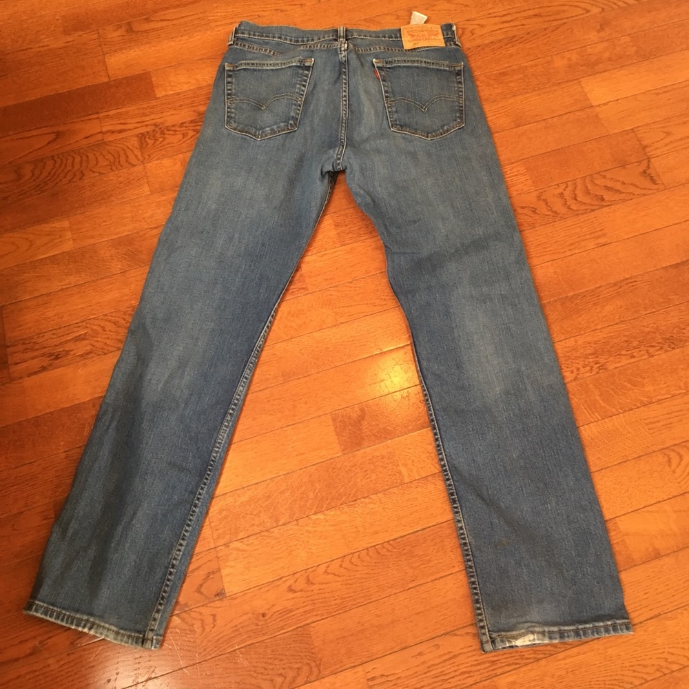 Levi's