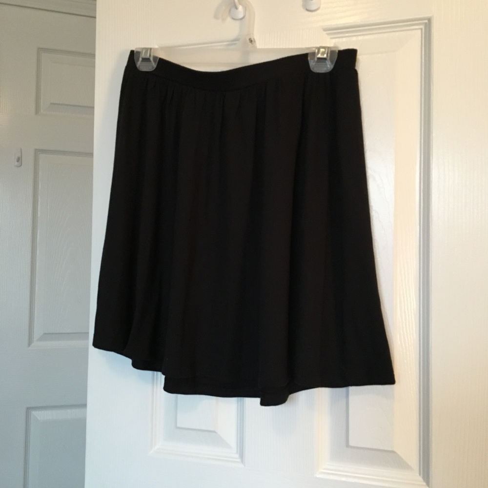 Old Navy Basic Black Skirt