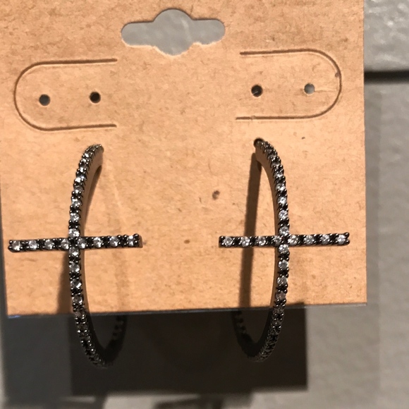 NEW! Theia CZ inside out Cross hoop earrings - Picture 1 of 6