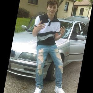 Meet your Posher, Tavian