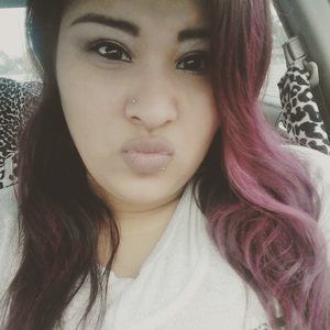 Meet your Posher, Kassandria