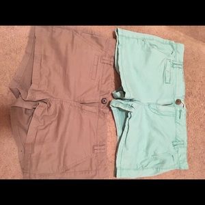 Set of shorts