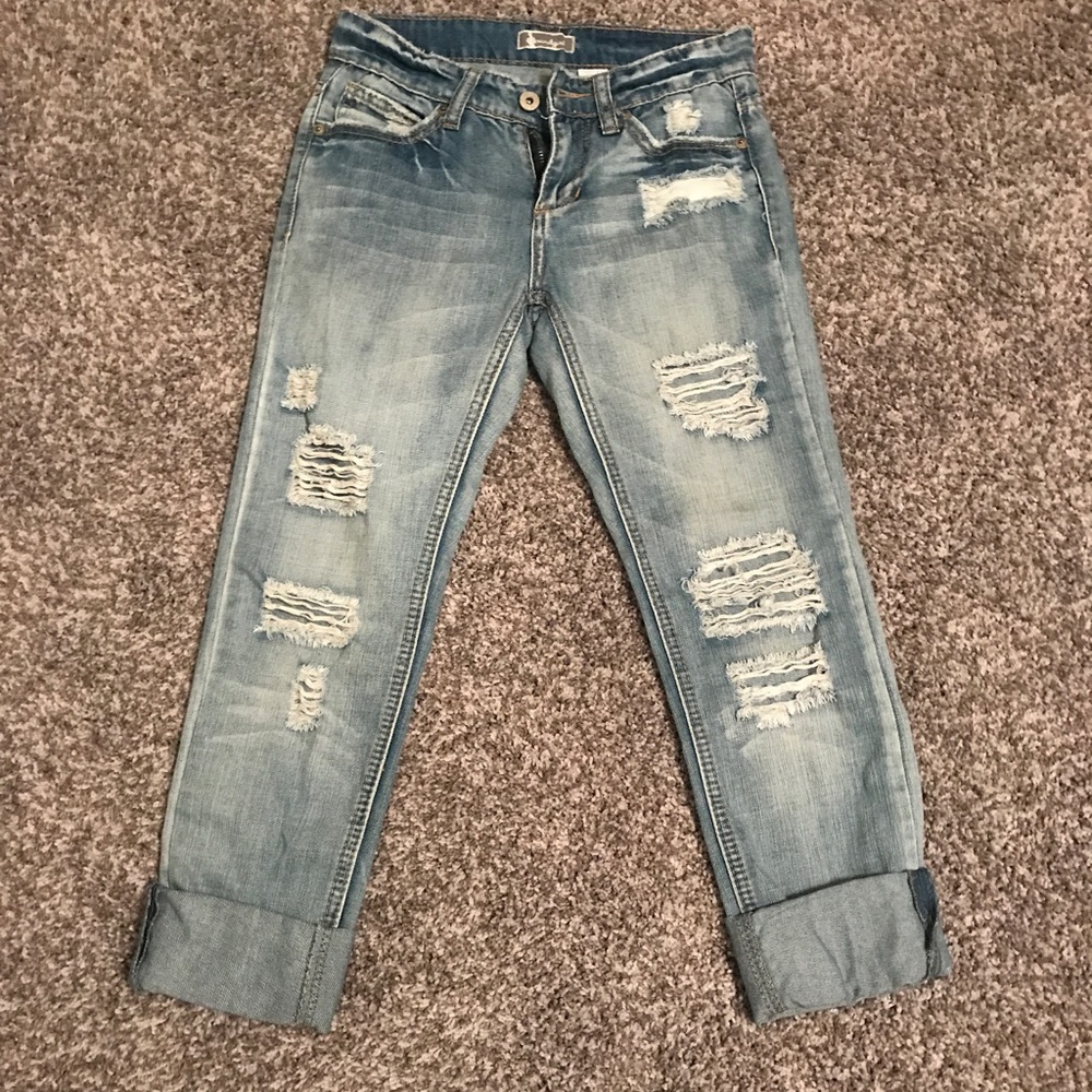 Size 0 Juniors Boyfriend Jeans. NEVER WORN!