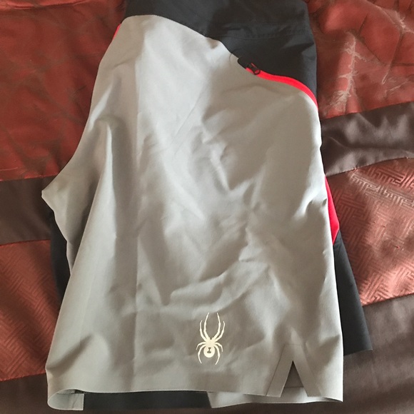 Spyder shorts size 38 never worn - Picture 2 of 4