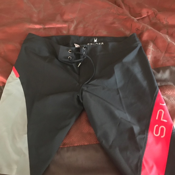 Spyder shorts size 38 never worn - Picture 3 of 4