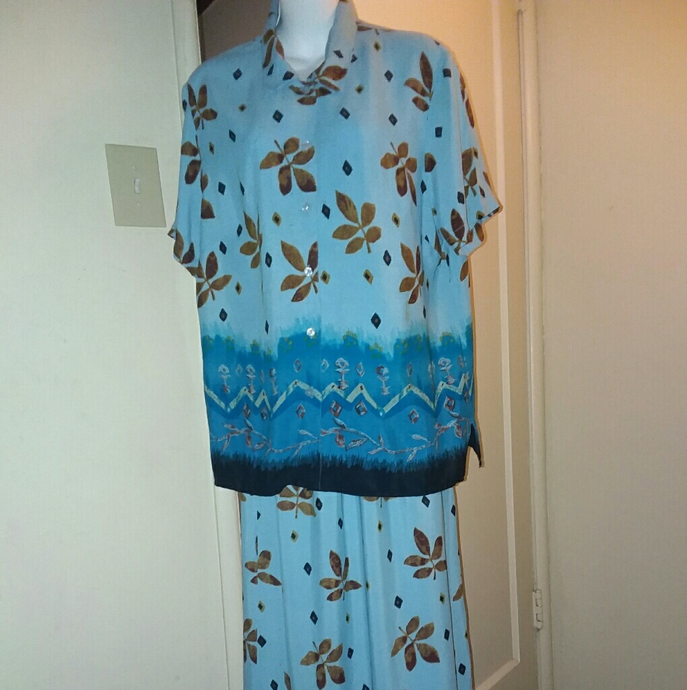 Womens 2 piece skirt