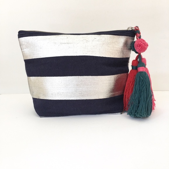 Anthropologie Handbags - Anthropologie Metallic Stripes Clutch