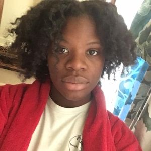 Meet your Posher, Luisa