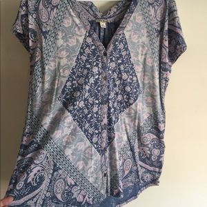 Lucky brand t-shirt