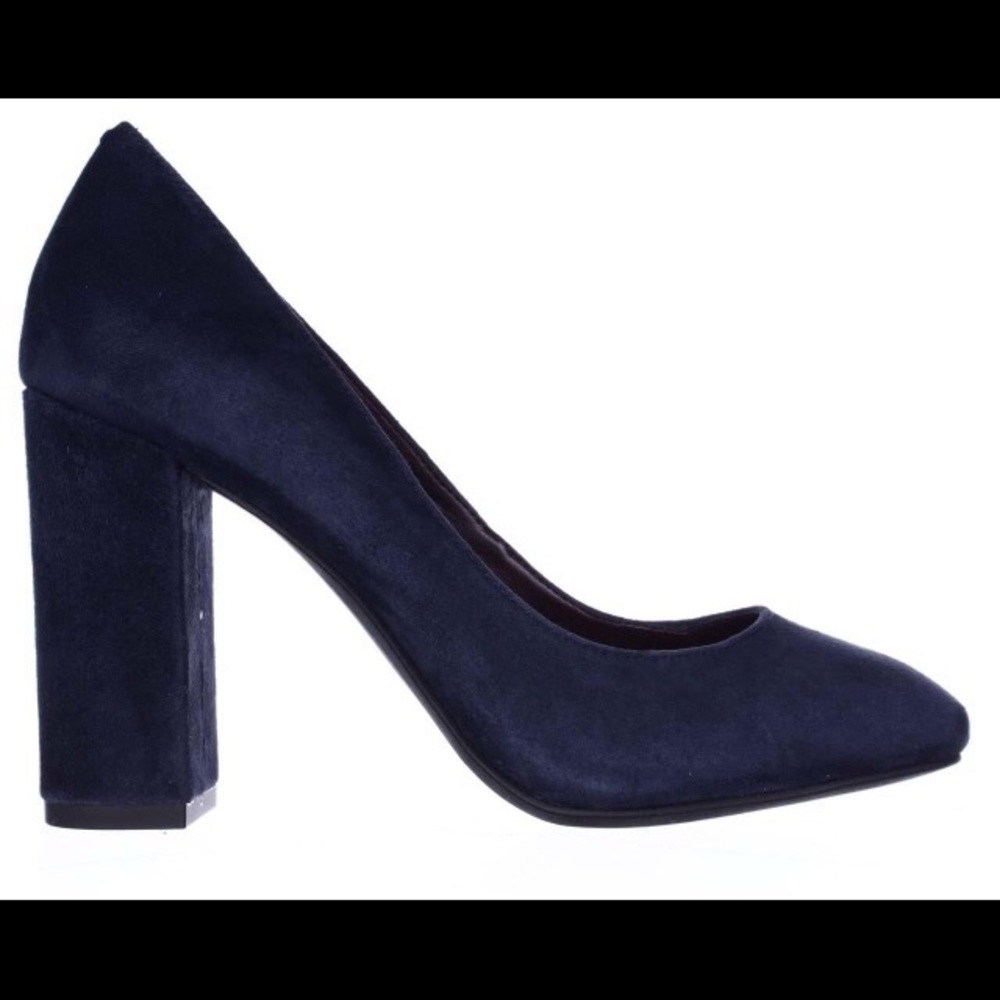 BCBGeneration Navy Blue Suede Pump 8.5