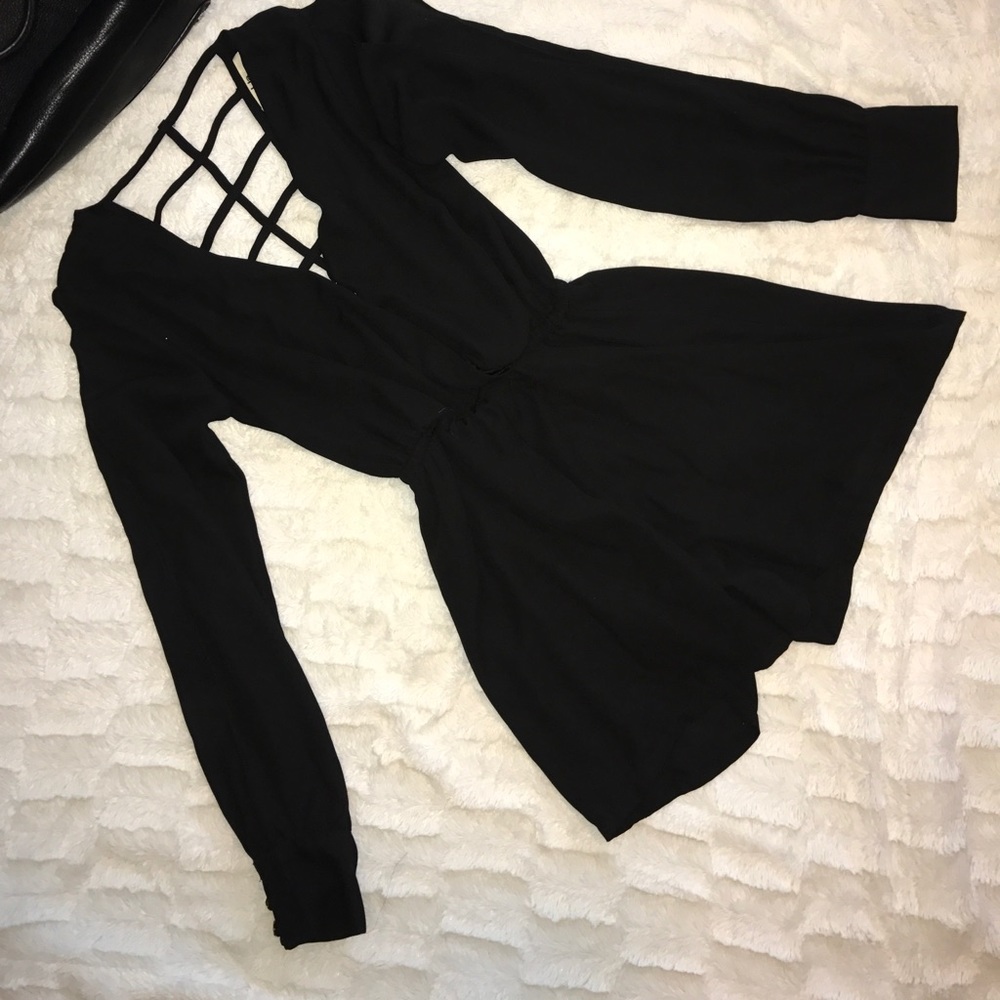 Ya - Little black Romper date