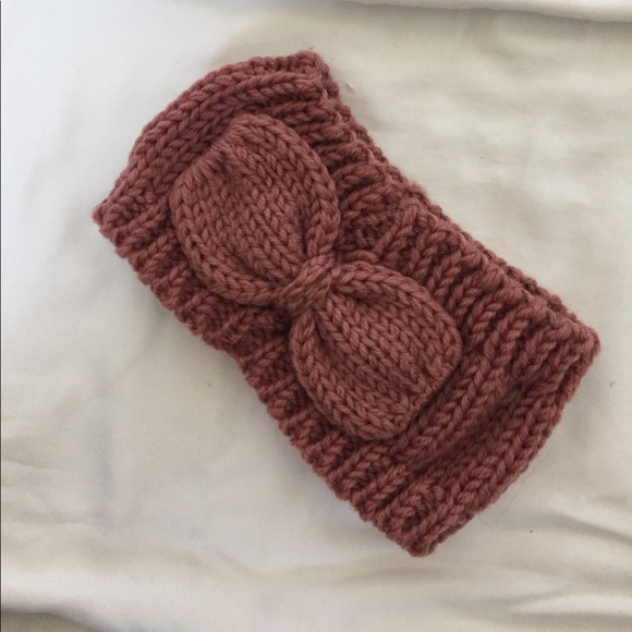 🆑CLOSING SALE!! Rose Knit Bow Headband - Picture 3 of 3