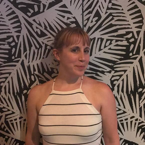 Meet your Posher, Kristin - Picture 1 of 1