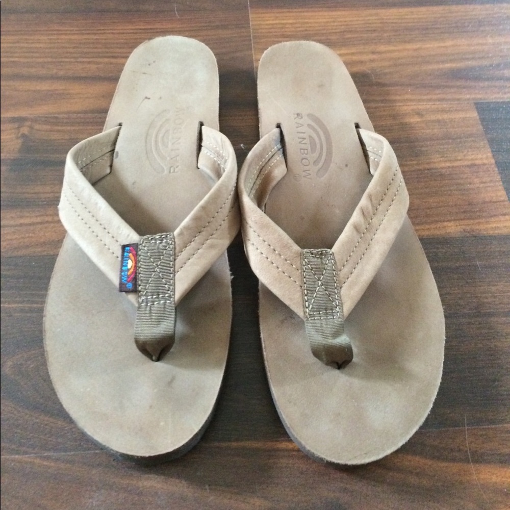Never worn Rainbow thong sandals