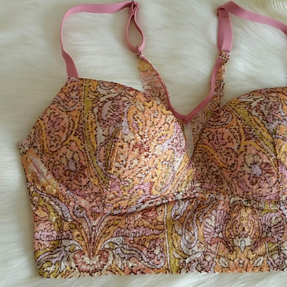 X 34B VICTORIA'S SECRET BRALETTE . - Picture 2 of 7