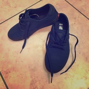Vans Chima Ferguson boys 4.5 like new 🏄✨