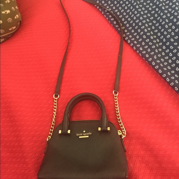 kate spade Handbags - Small Kate Spade Cross-Body.