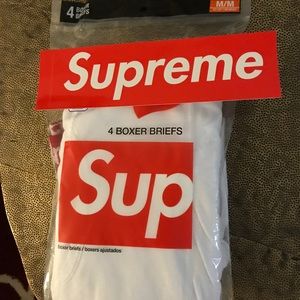 Supreme Boxer Size M 100% Authentic.