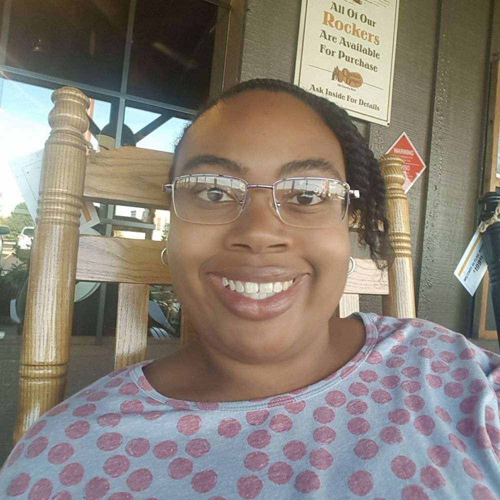 Meet your Posher, Lillie