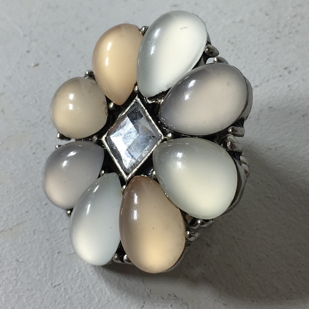 Vintage Stretchable Flower Ring