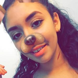 Meet your Posher, Eva