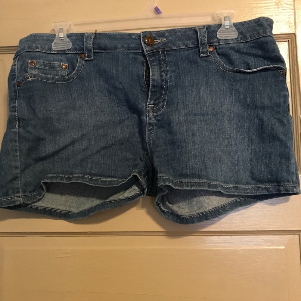 Women's jean shorts