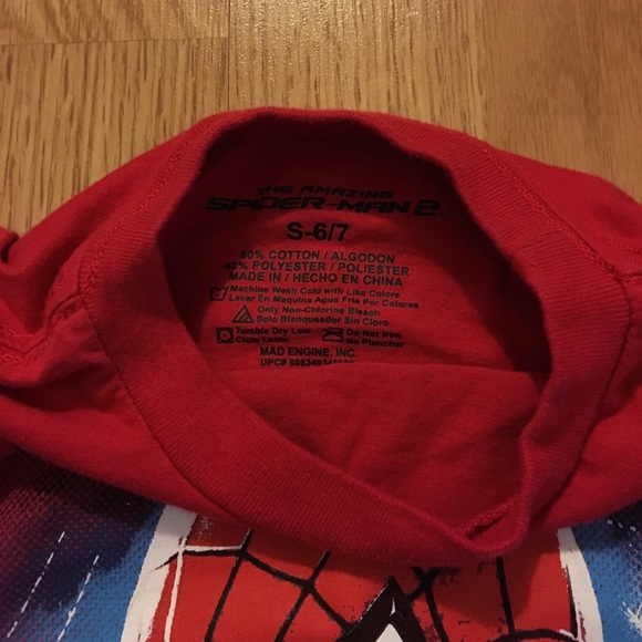 🕷 Spider-Man t-shirt🕷 - Picture 2 of 2