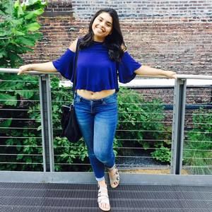 Meet your Posher, Claudia
