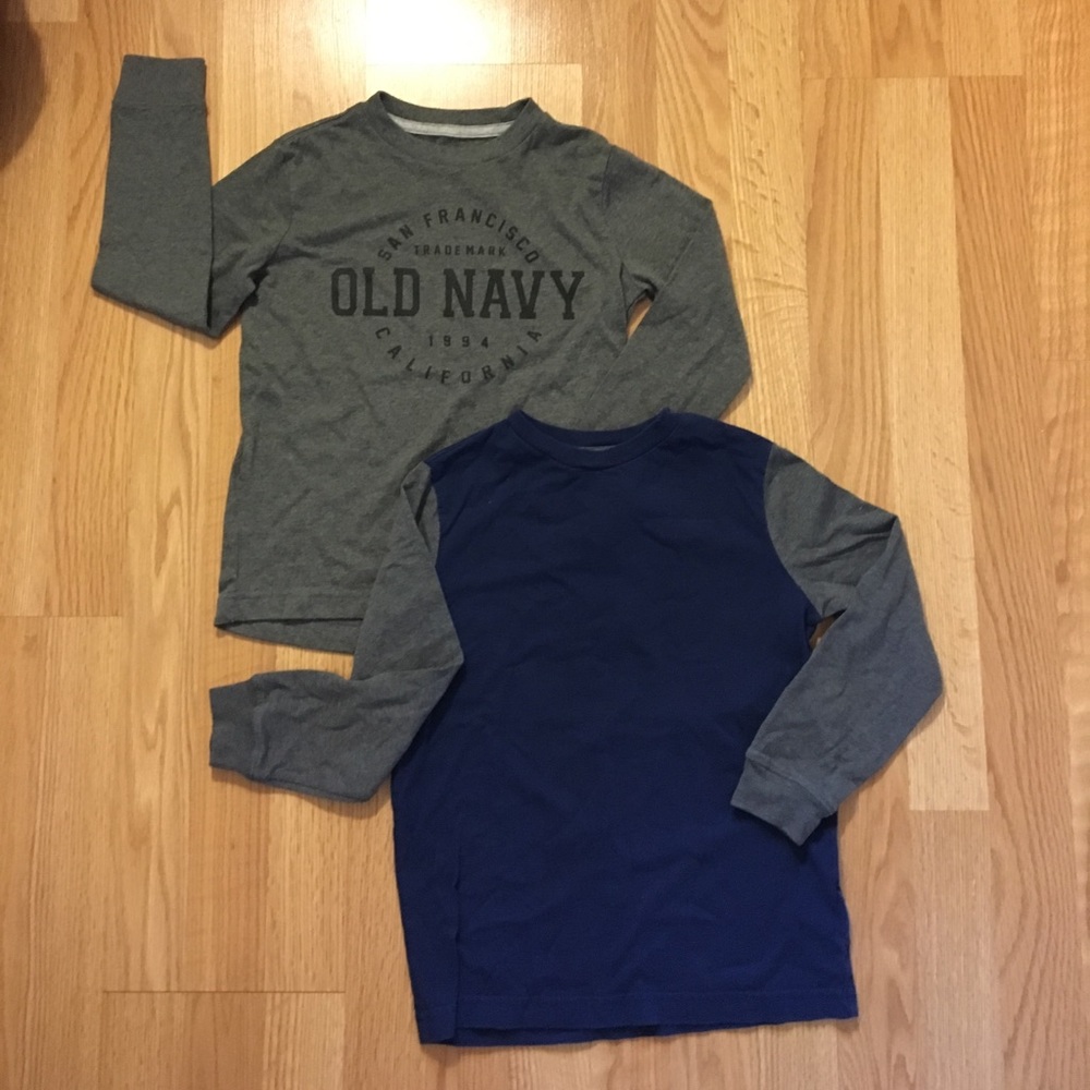 Boys Old Navy long sleeve t-shirts