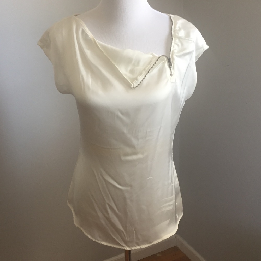 Worthington zip top blouse