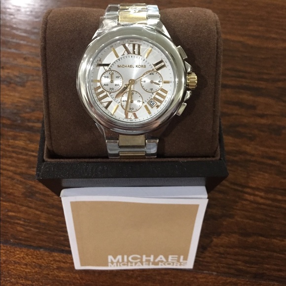 Michael Kors Watch - Picture 4 of 6