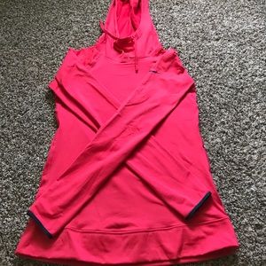 Nike pro hooded pullover