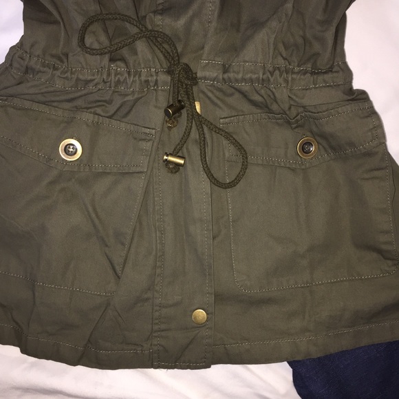 Drawstring Waist Jacket - Picture 3 of 6